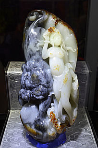 ���ڼ�ɽ��