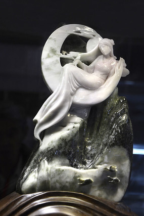 ���������Ů