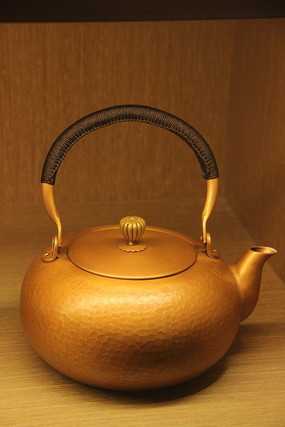 ����������ͭ��