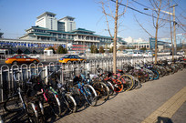 ��ͷ���г�