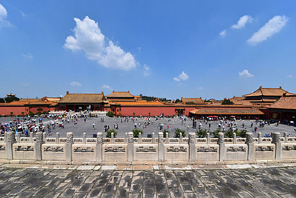 ���ξ���ʹ�