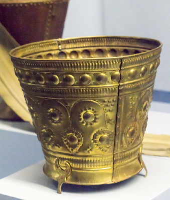 ���û������������