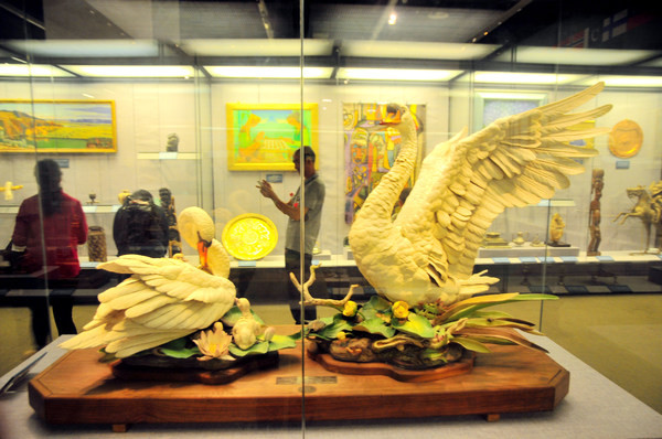 չ������