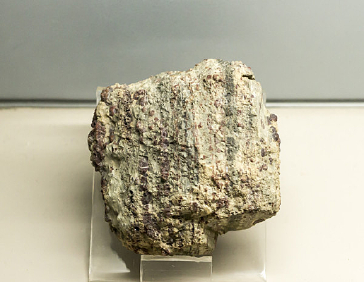 ��ɫ������