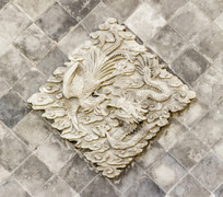 ���λ��Ƹ���