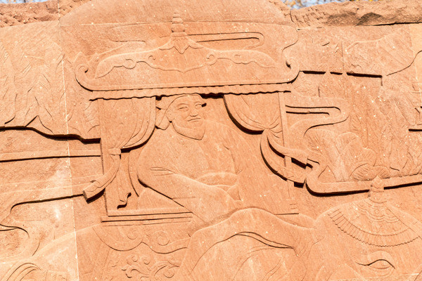 ���ε��ɹŹ�Ա赿̸���