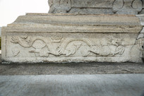 ����ʯ���Ƹ���