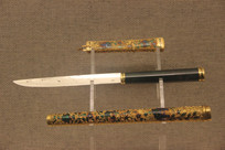 ����Ƕ���Ż����������ʲ͵�