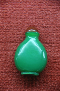 ��ɫ�������̺�