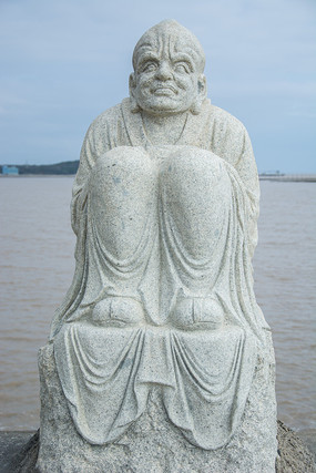 ����٤������