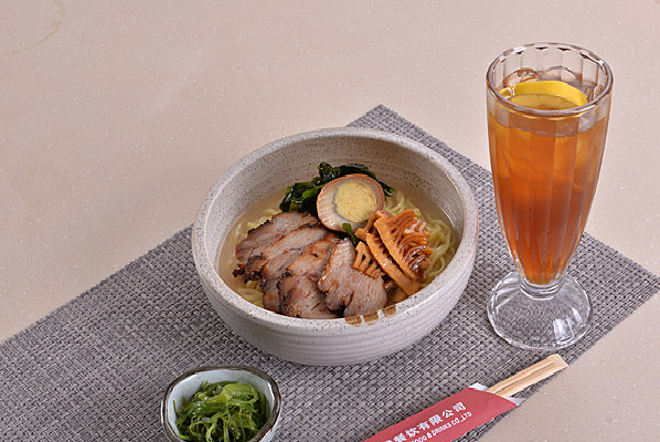 ���������֭