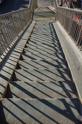 ̨���ϵ�ͶӰ