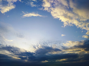 ������ɫ���