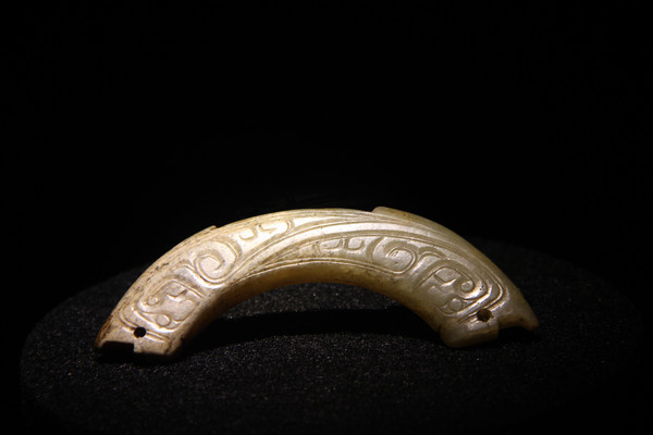 �������