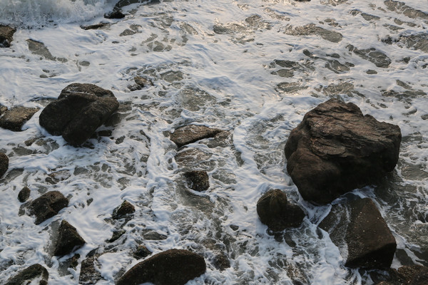 ���Ӻ��˺�ʯ