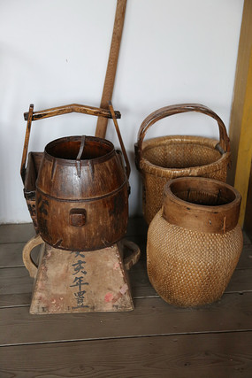 �����ľͰ�ٱ�Ͱ