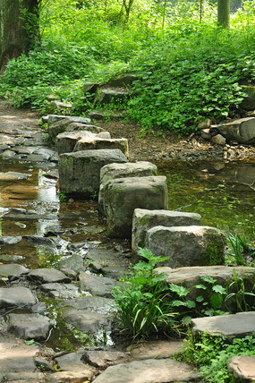 ����ʯ��СϪ