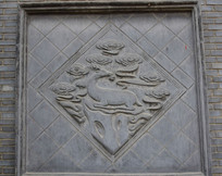 ����Χ�ƵĶ���ʯ��