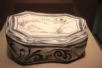 ���ӥ�����ư˽��δ���