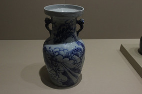 ����໨�����ܶ�ƿ