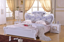 �״��¹�ͷ��