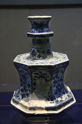 �����໨�˷���̨