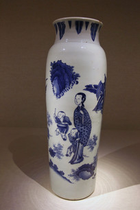 ���������໨��ŮӤϷ������ƿ