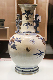 ���������໨��ŮӤϷ������ƿ