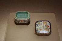 ���Ǭ¡�۲���Ů�ư˽�ӡ��