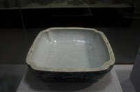 �δ������