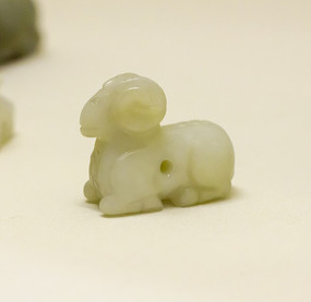 ����������