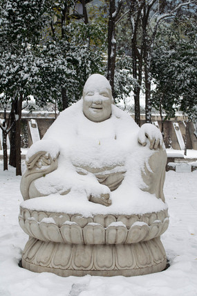 ѩ������