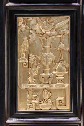 �������ľ�񻨻�ƿ����