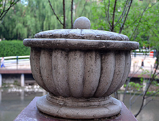 ����ʯ��