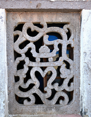 ��լ������ʽʯ����