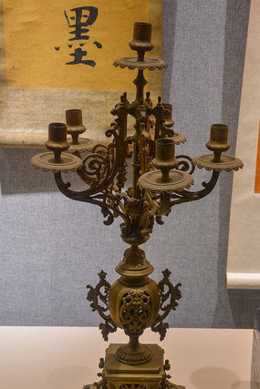 ����������̨