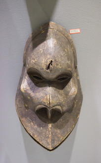 ���۴�������