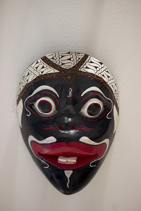 黑脸宗教人物面具