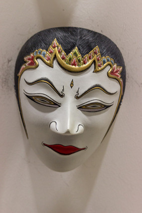 ��թŮ�����