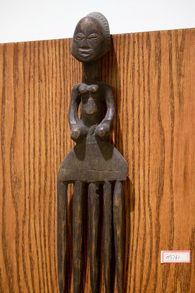 Ů��������ľ�