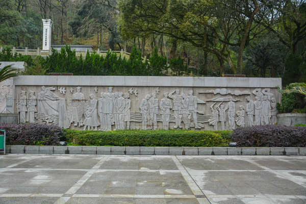 �ڻ����հ������