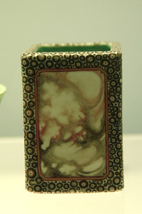 �峯������Ҥ�۲ʿ���ʯ�Ʊ�Ͳ