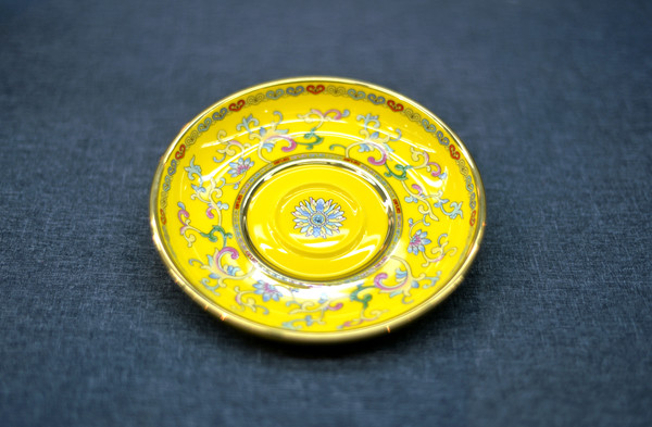 �����֦���ܻ��Ե�