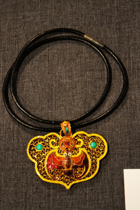 �������༪��׹