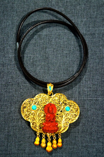 ��˿��Ƕ��������׹