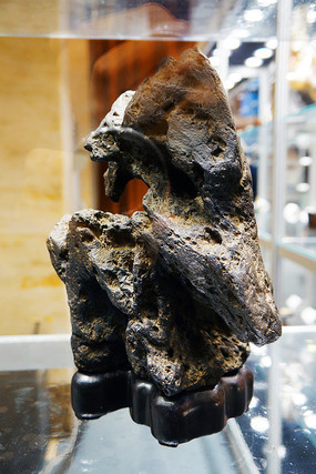 ���ʯɽ�Ӱڼ�