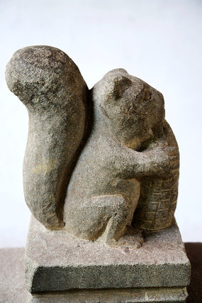 ʯ������