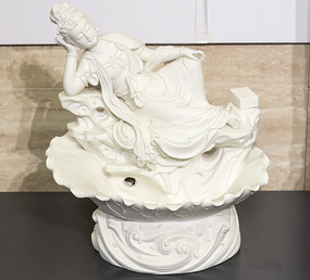 ����������