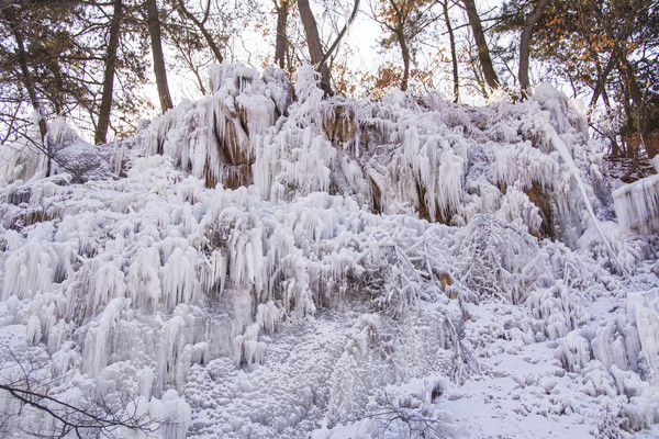 ǧɽ��̶��ɽ����