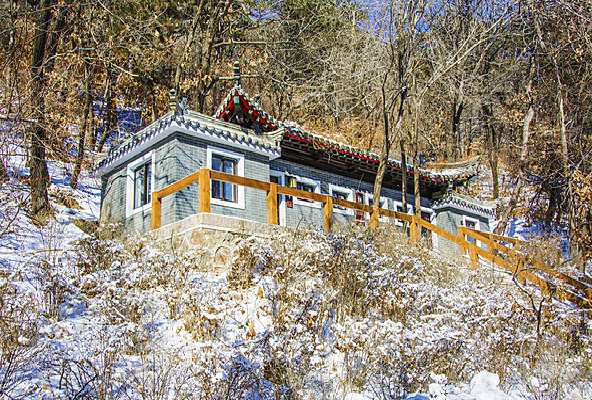 ǧɽ��̶����������